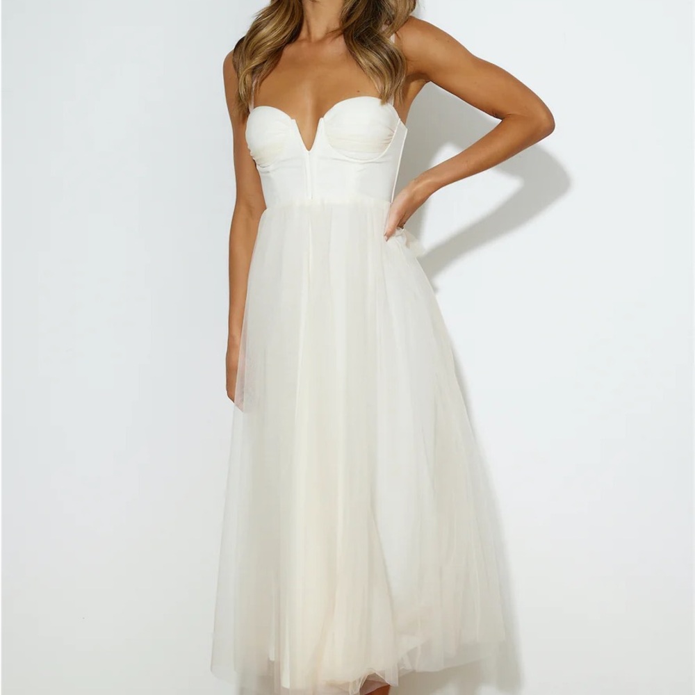 Fairytale World Midi Dress - NWT
